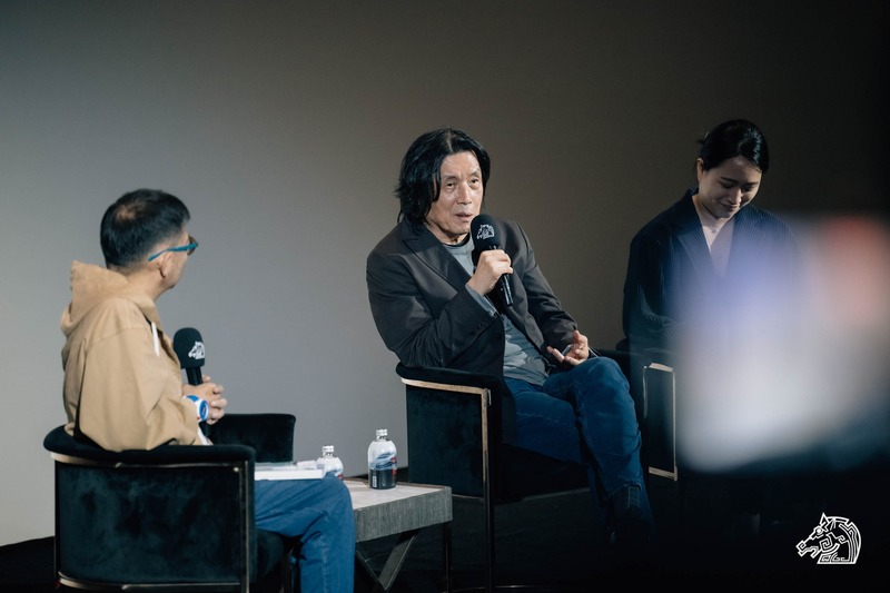 導演李安在2018年開辦電影大師課,邀集國際專業的電影工作者傳承實務經驗,每年都在業內颳起報名旋風。今年,韓國知名導演李滄東也來台授課。(圖片來源/金馬執委會;攝影/林軒朗)